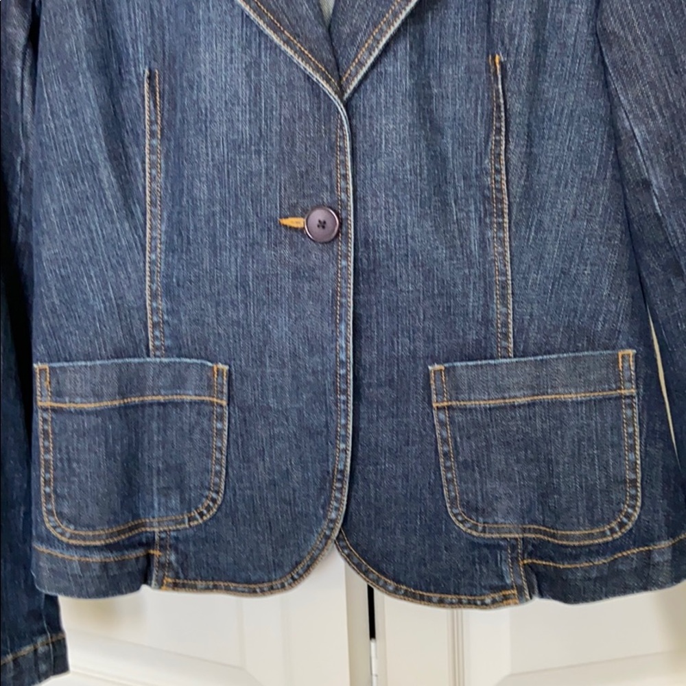 Jean jacket - Picture 3 of 8